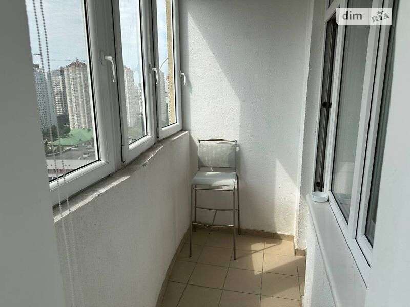 Оренда 3-кімнатної квартири 114 м², Урлівська вул., 11А