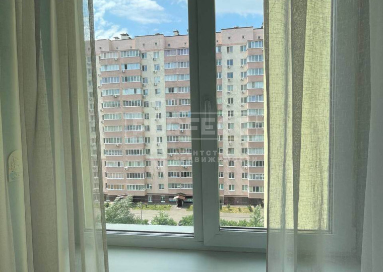 Продажа 3-комнатной квартиры 94 м², Боголюбова ул., 16