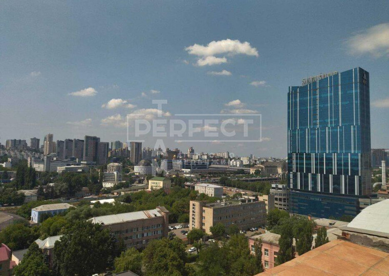 Продаж 5-кімнатної квартири 300 м², Жилянська вул., 59