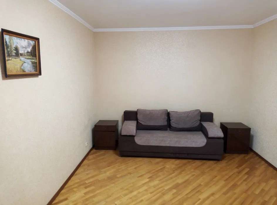 Оренда 3-кімнатної квартири 97 м², Олександра Мішуги вул.