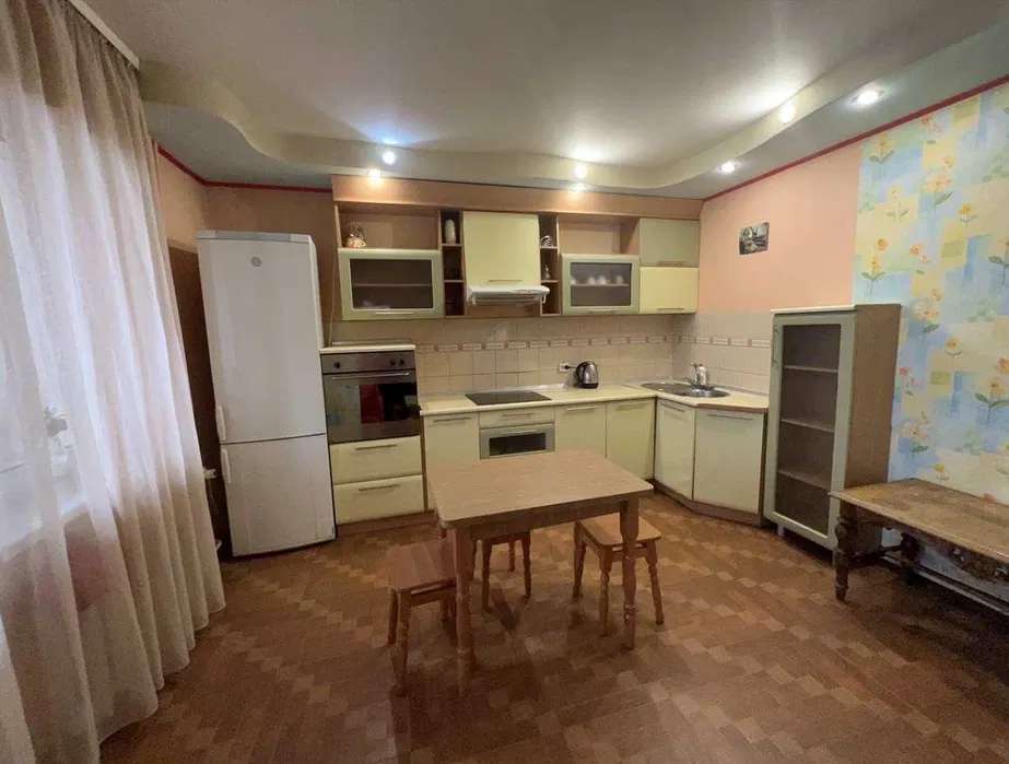 Аренда 3-комнатной квартиры 115 м², Харьковское шоссе, 56