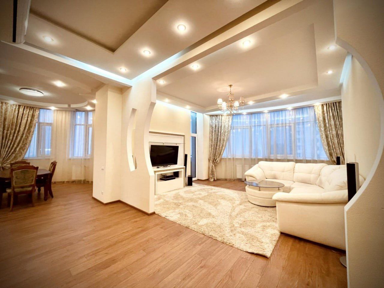Продаж 3-кімнатної квартири 109 м², Дмитрія Яворницького просп.
