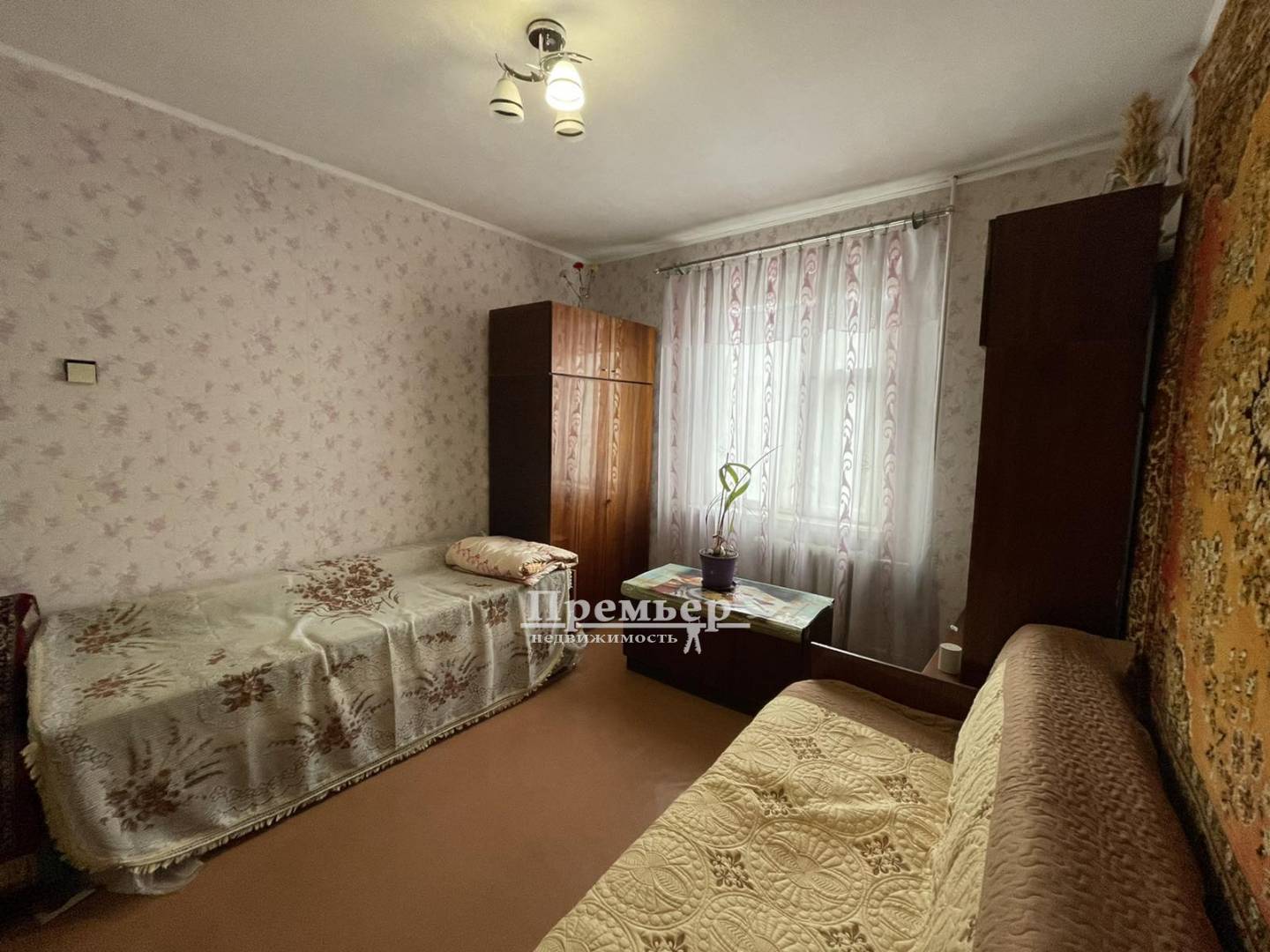 Продаж 2-кімнатної квартири 48.8 м², Академіка Корольова вул.