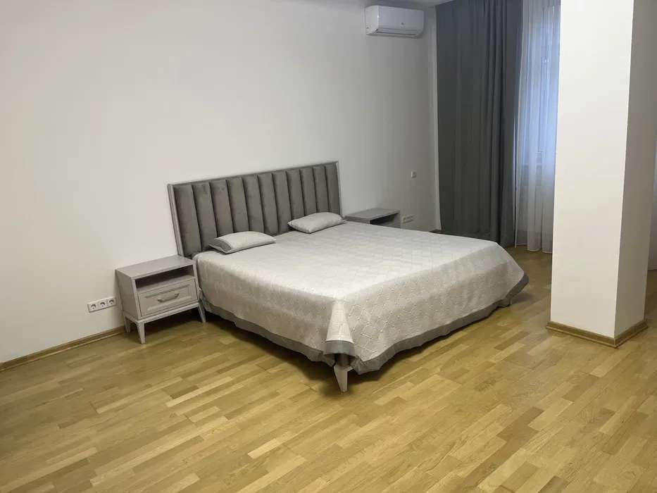Аренда 3-комнатной квартиры 163 м², Бульварно-Кудрявская ул., 36