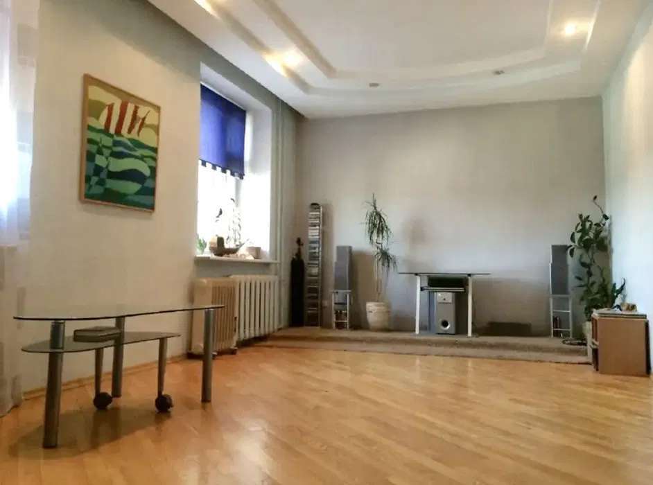 Продаж 3-кімнатної квартири 87 м², Сім’ї Стешенко вул., 3