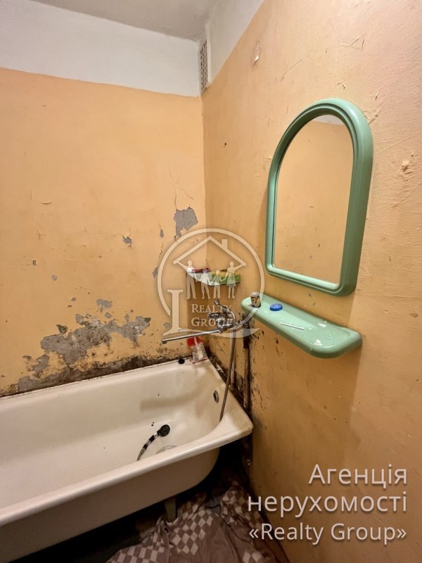 Продаж 2-кімнатної квартири 43 м², Маршала Василевського бул., 28
