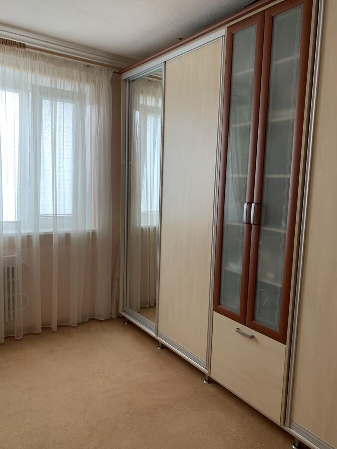 Аренда 3-комнатной квартиры 70 м², Академика Павлова ул., 130