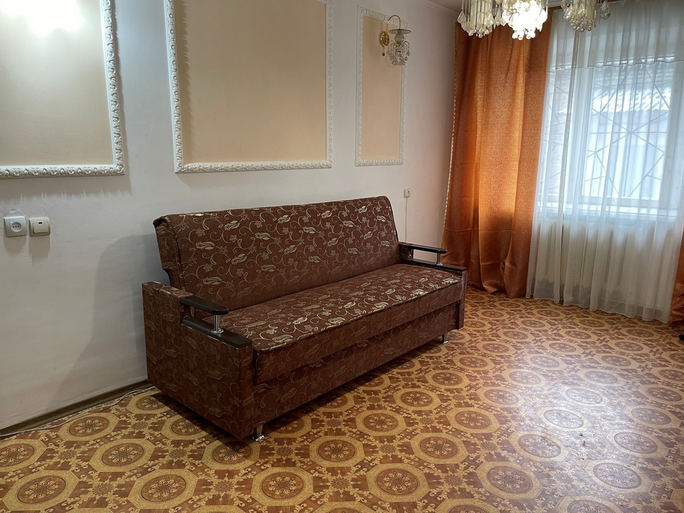 Оренда 2-кімнатної квартири 52 м², Соборна вул., 13