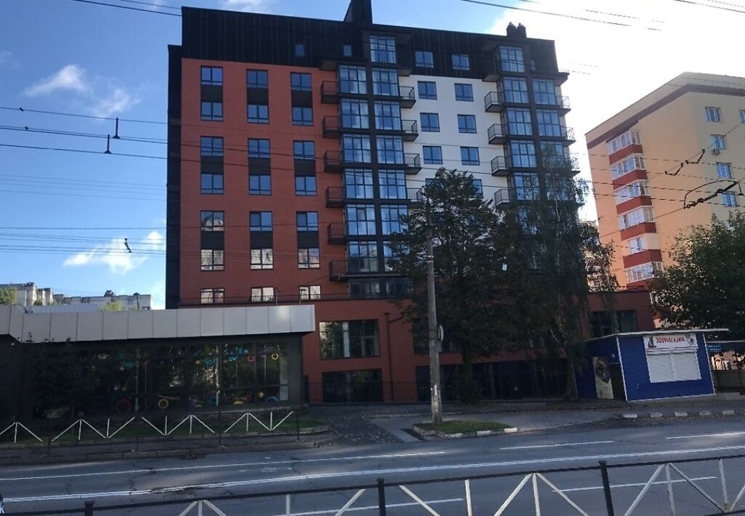 Продаж 1-кімнатної квартири 42 м², Панаса Мирного вул.