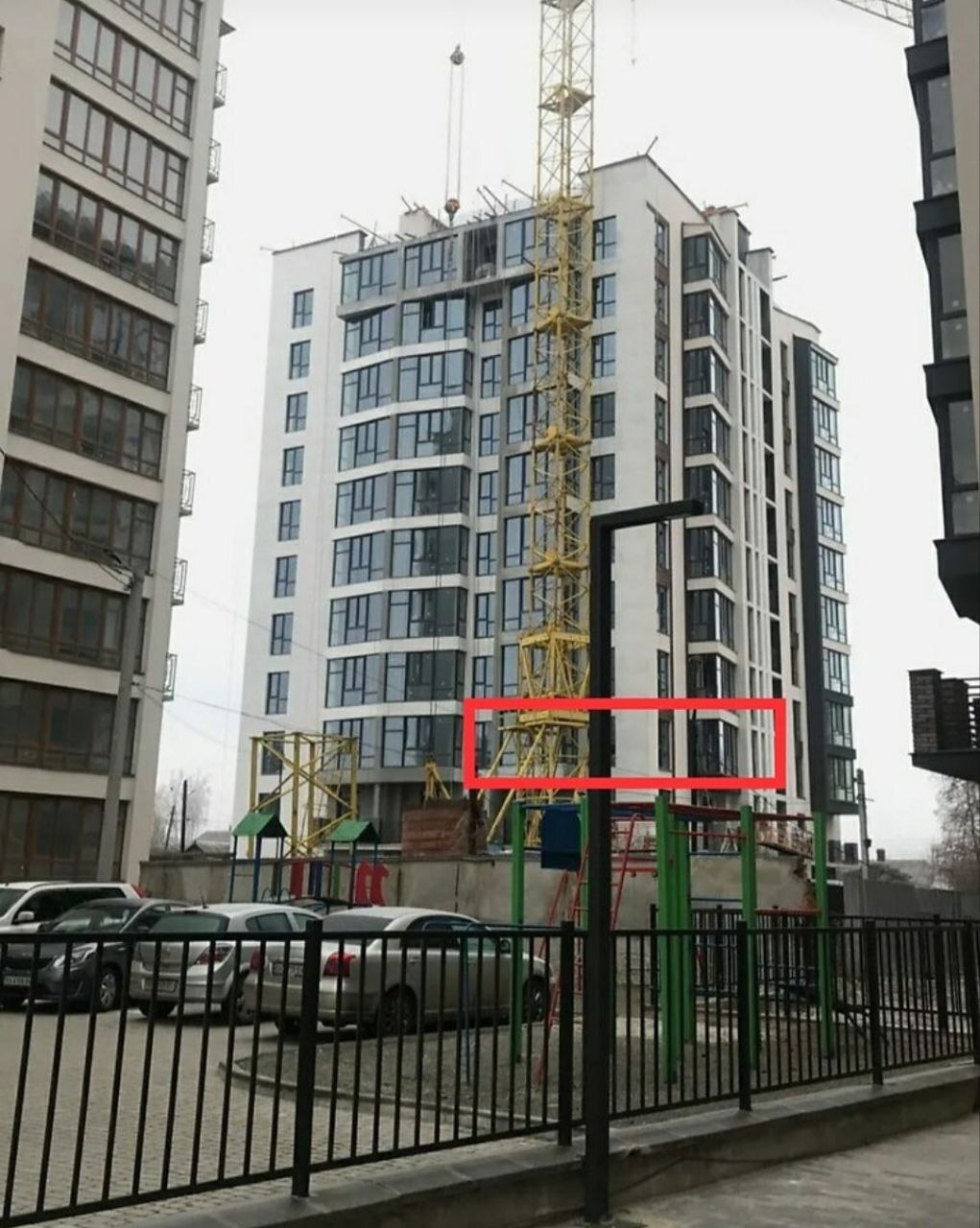 Продаж 1-кімнатної квартири 55.3 м², Подільська вул.