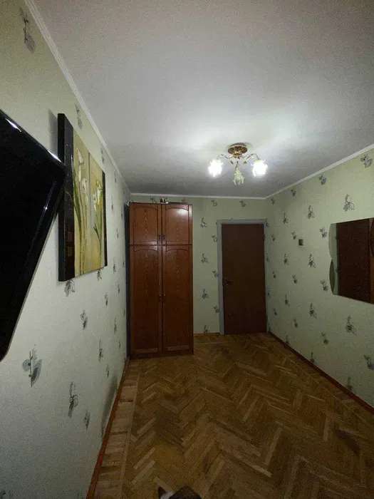 Продаж 4-кімнатної квартири 78 м², Кубанської України вул., 47А