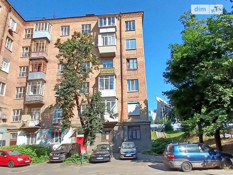 Продаж 3-кімнатної квартири 70 м², Звіринецька вул.