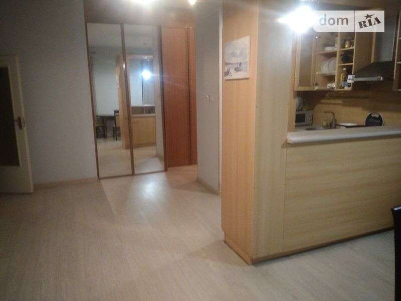 Продаж 2-кімнатної квартири 48 м², Володимира Антоновича вул., 84