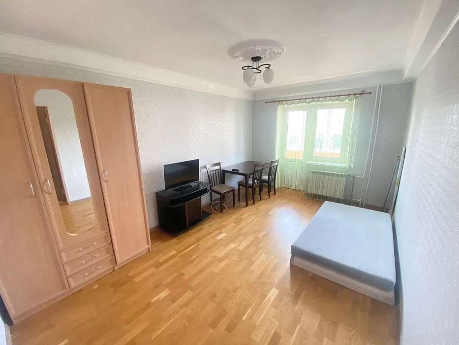 Продажа 1-комнатной квартиры 38 м², Днепровская наб., 9