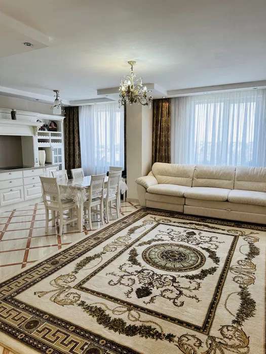 Оренда 4-кімнатної квартири 150 м², Дмитра Загула вул., Чижевского ул., 2