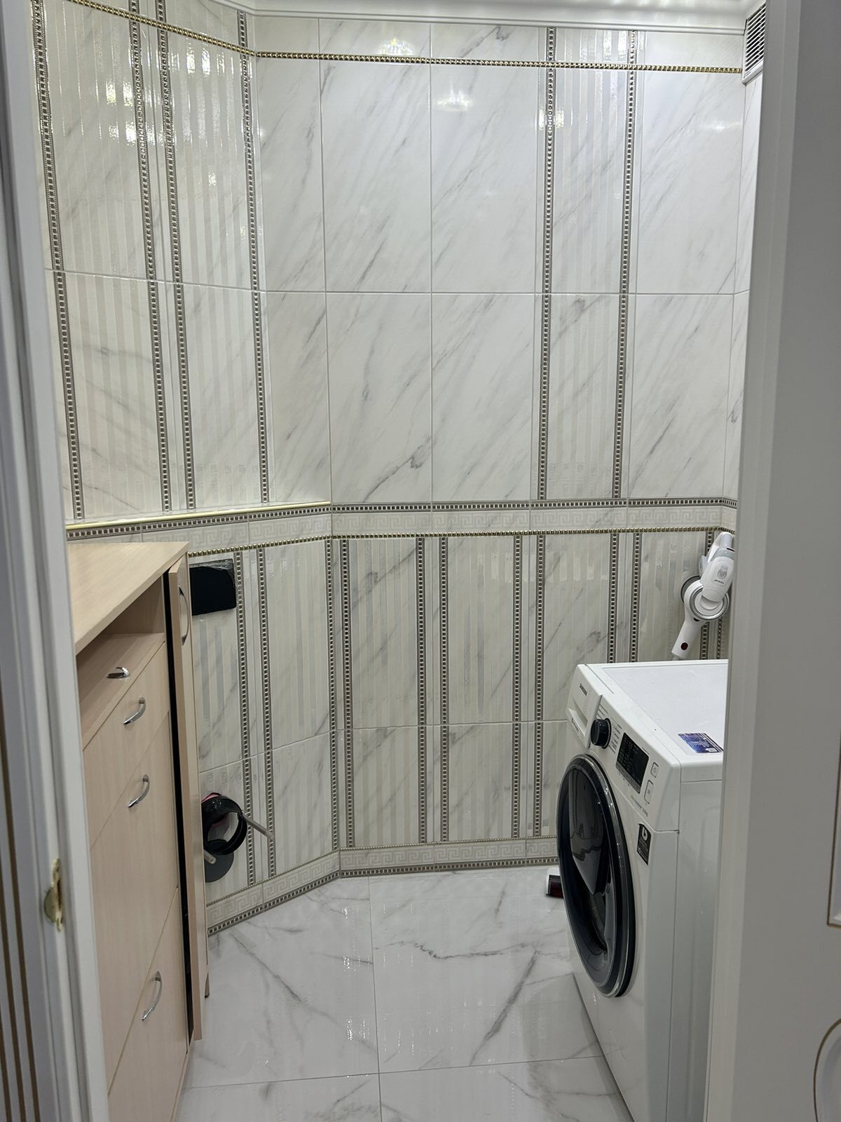 Продажа 4-комнатной квартиры 105 м²
