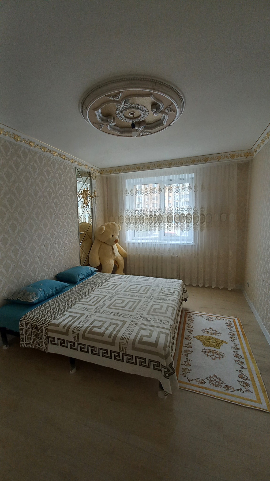 Продажа 4-комнатной квартиры 105 м²