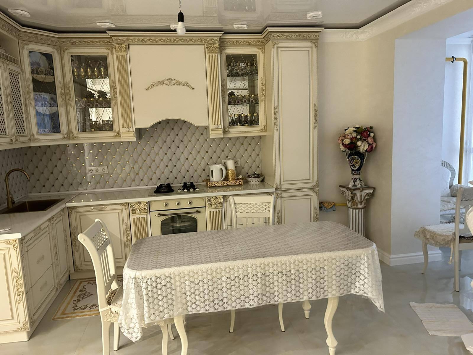 Продажа 4-комнатной квартиры 105 м²