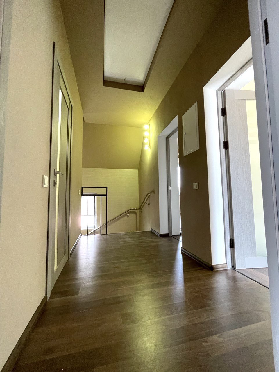 Оренда офісу 240 м², Помаранчева,22