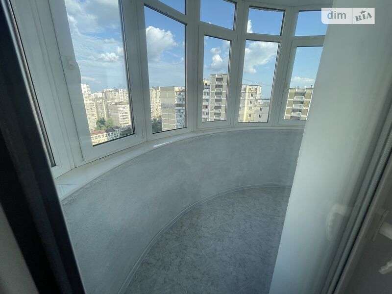 Аренда 4-комнатной квартиры 150 м², Александра Мишуги ул., 2