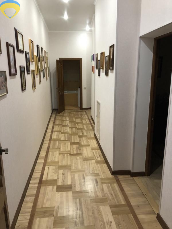 Продаж 3-кімнатної квартири 120 м², Катеринінська вул.