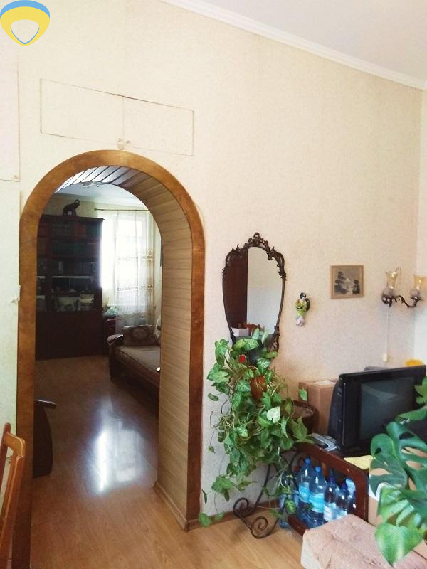 Продажа 3-комнатной квартиры 47 м², Дворянская ул., 18