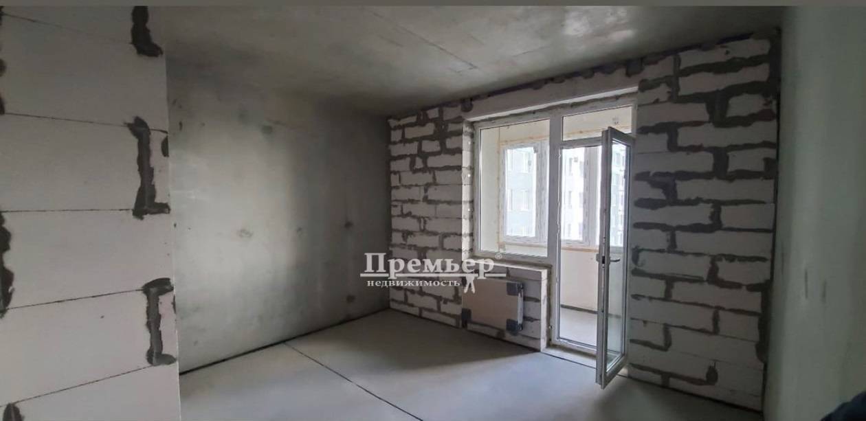 Продаж 2-кімнатної квартири 64.2 м², Варненська вул.