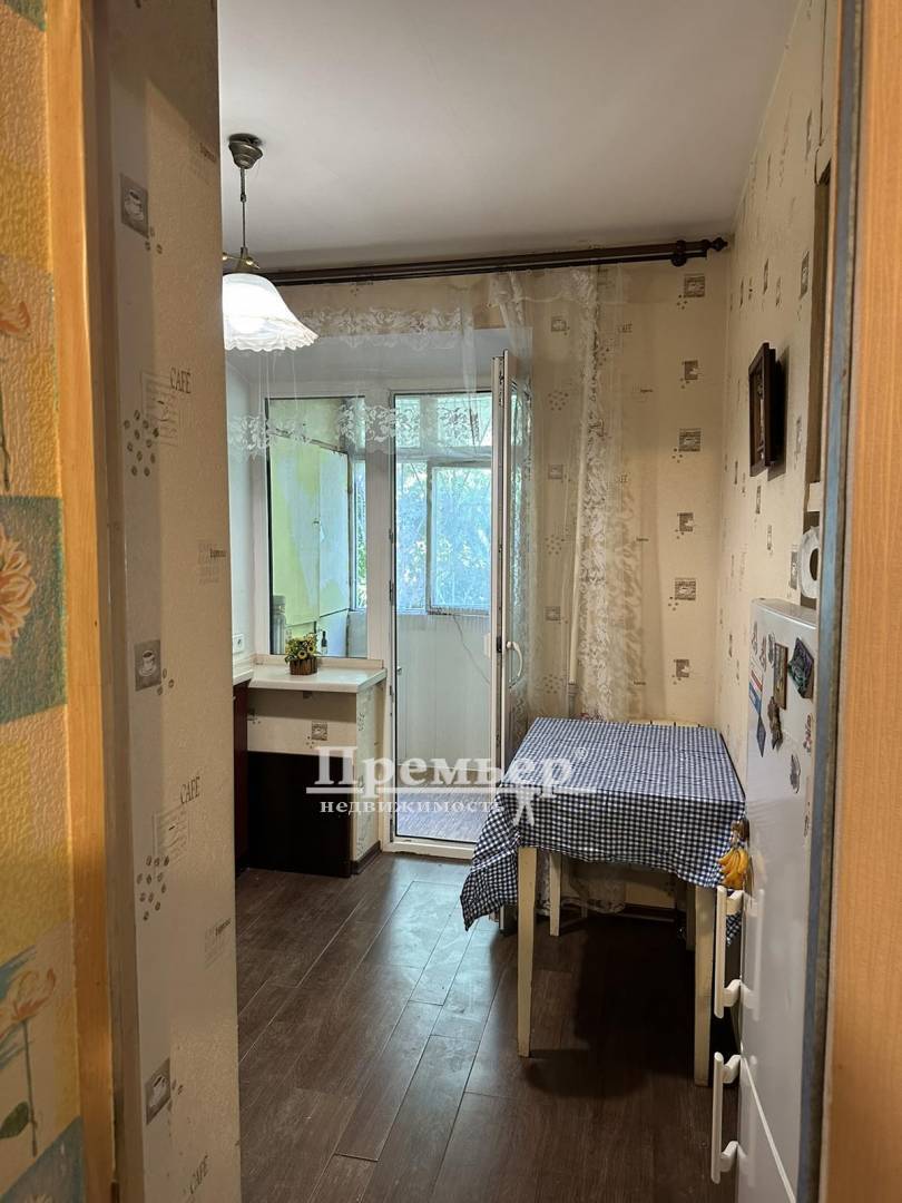 Продажа 2-комнатной квартиры 39.8 м², Варненская ул.