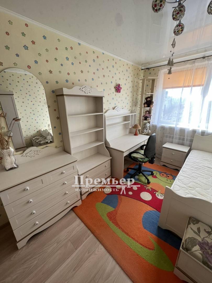 Продажа 3-комнатной квартиры 70 м², Светлый пер.