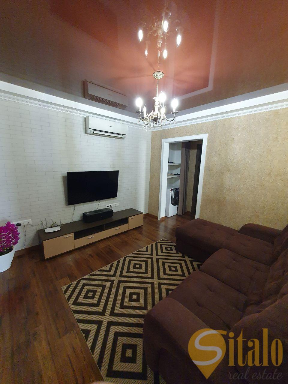 Продаж 4-кімнатної квартири 82 м², Новокузнецька вул.