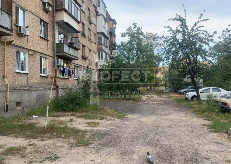 Продажа 2-комнатной квартиры 44 м², Академика Грекова ул., 18