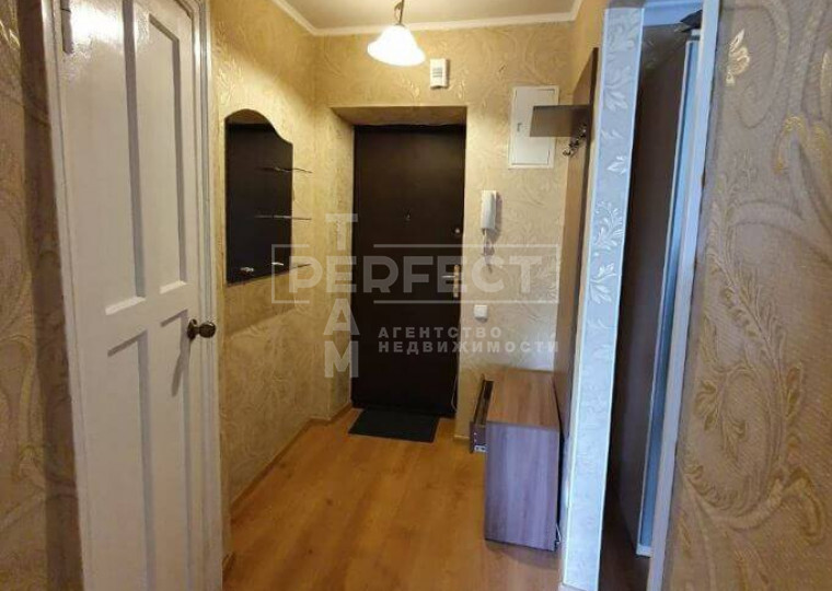 Продаж 1-кімнатної квартири 30 м², Оленівська вул., 34А