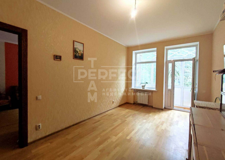 Продажа 3-комнатной квартиры 95 м², Науки просп., 43