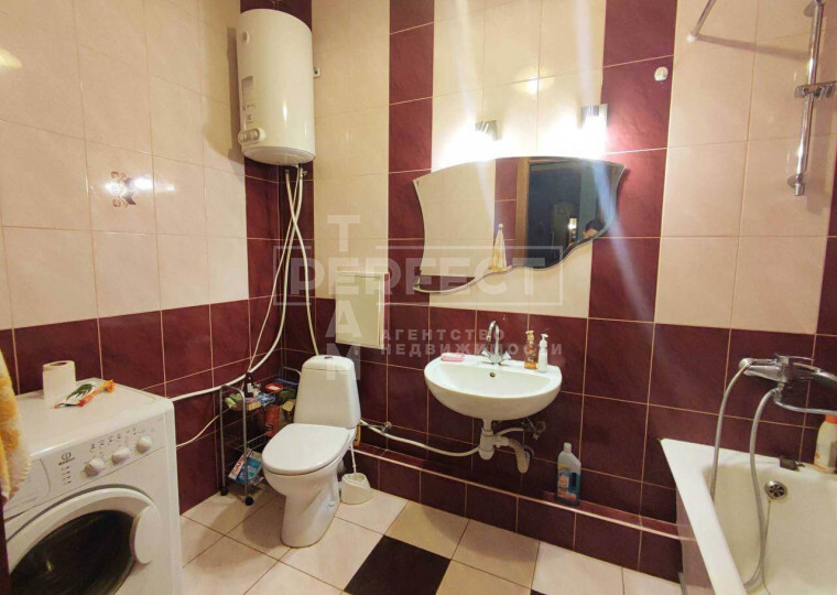 Продажа 3-комнатной квартиры 95 м², Науки просп., 43
