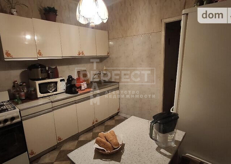 Продаж 2-кімнатної квартири 52 м², Райдужна вул., 11А