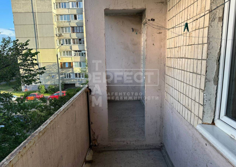 Продаж 1-кімнатної квартири 34 м², Лариси Руденко вул., 8