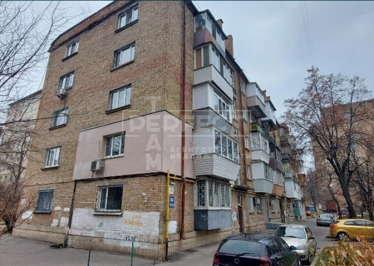Продаж 3-кімнатної квартири 56 м², Ушинського вул., 21