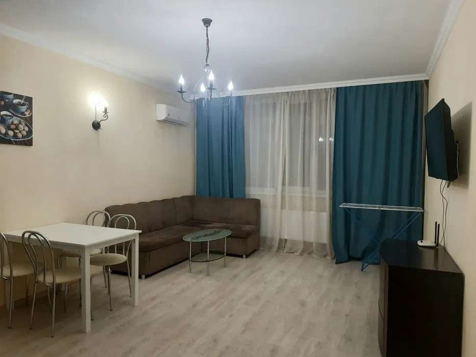 Аренда 2-комнатной квартиры 52 м², Михаила Максимовича ул.