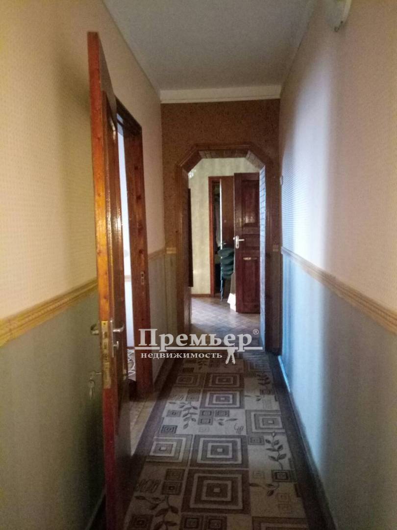 Продаж 3-кімнатної квартири 68 м², Малиновского Маршала вул.