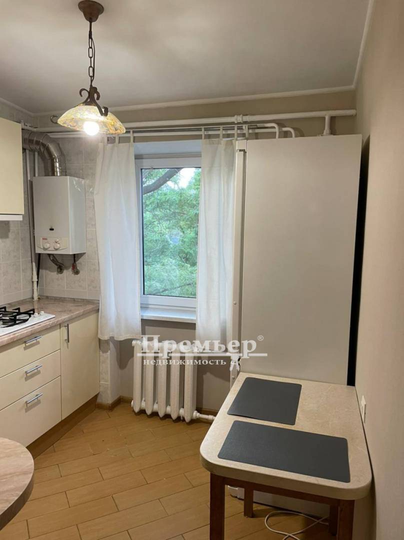 Продажа 2-комнатной квартиры 43 м², Французский бул.
