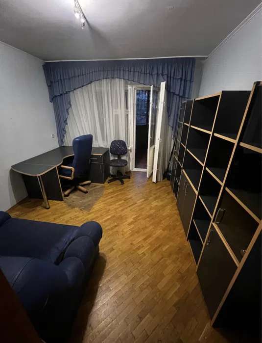Аренда 4-комнатной квартиры 107 м², Вишняковская ул., 7А
