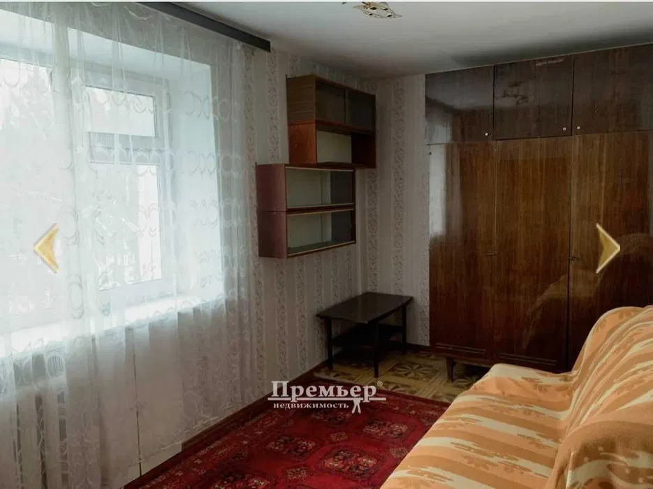 Продаж 3-кімнатної квартири 53 м², Варненська вул.