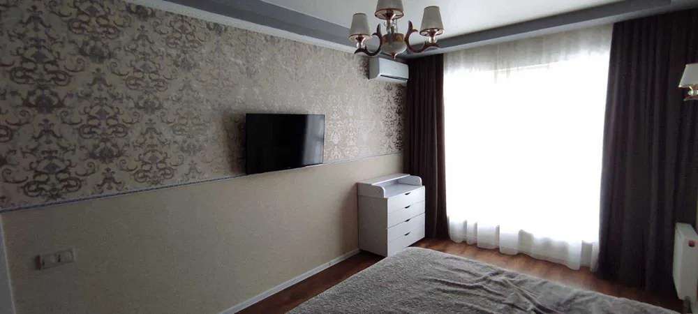 Продаж 1-кімнатної квартири 52 м², Метрологічна вул., 58