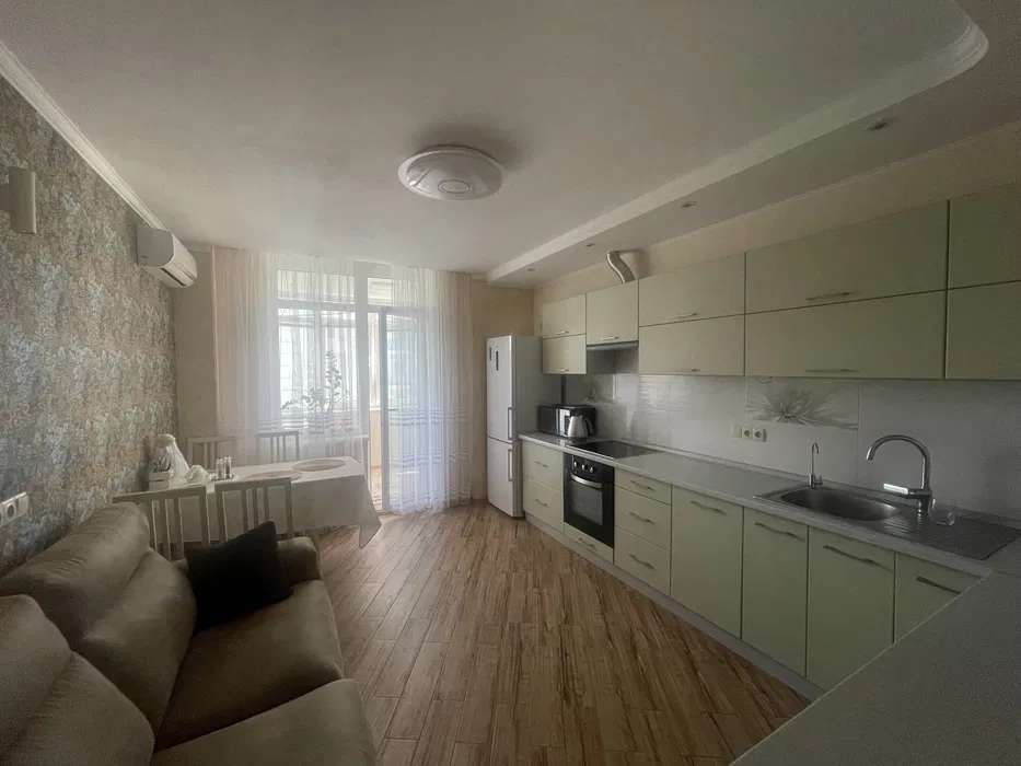 Аренда 1-комнатной квартиры 58 м², Николая Ушакова ул.