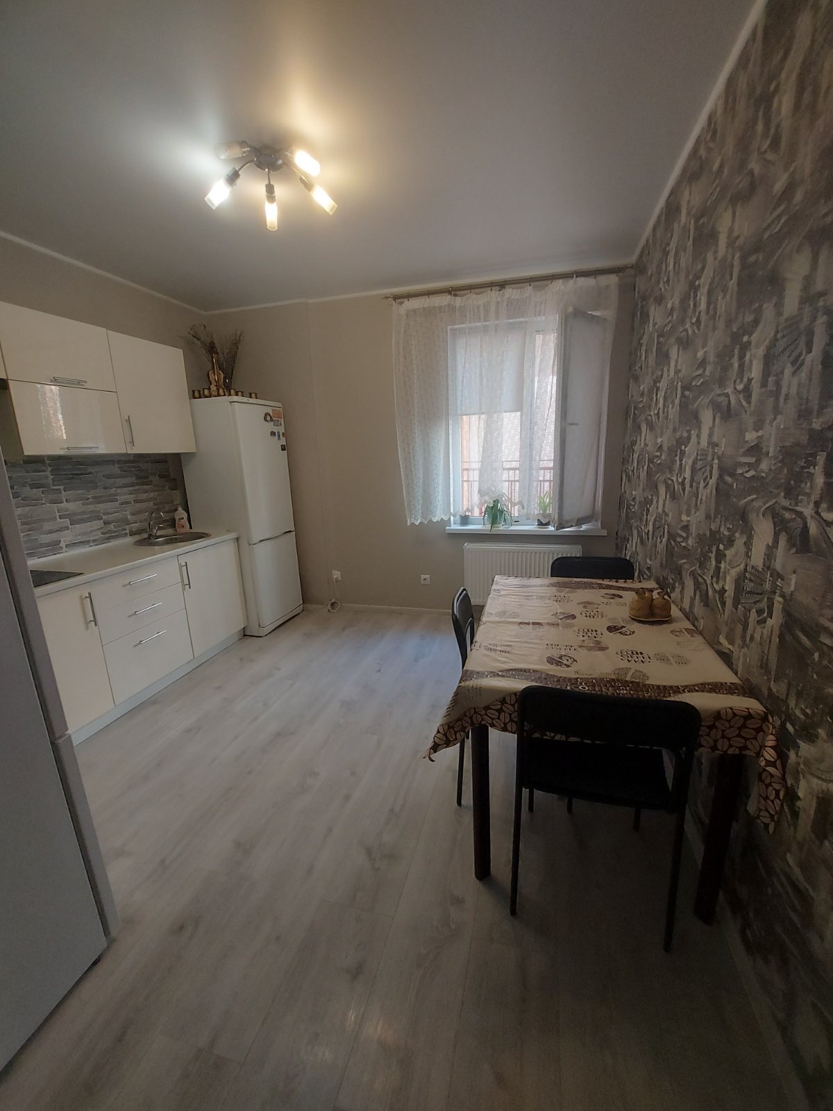 Аренда 2-комнатной квартиры 60 м², Массив Радужный ул., 23