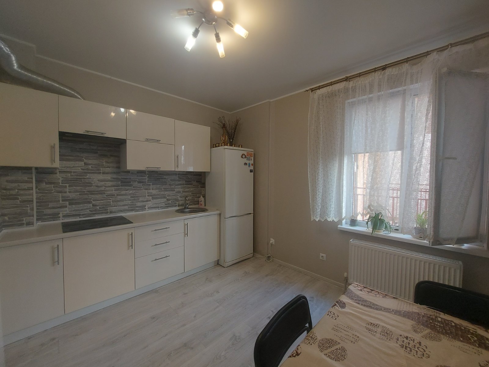 Аренда 2-комнатной квартиры 60 м², Массив Радужный ул., 23
