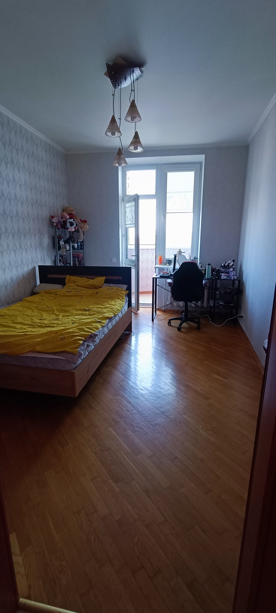 Продаж 3-кімнатної квартири 118.7 м², Урлівська вул., 4А