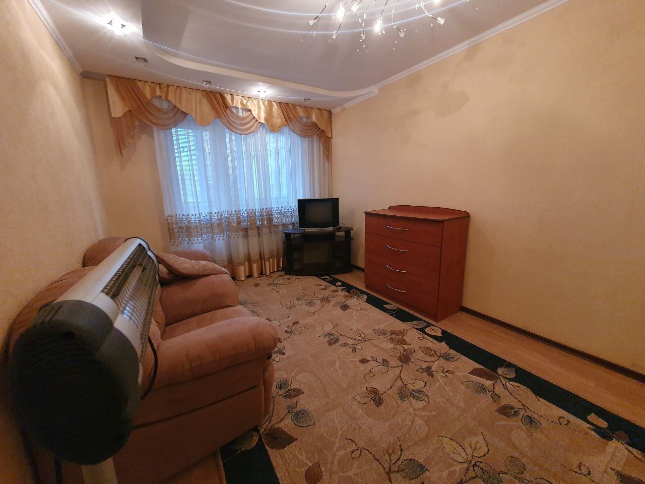 Оренда 3-кімнатної квартири 75 м², Максима Залізняка вул.