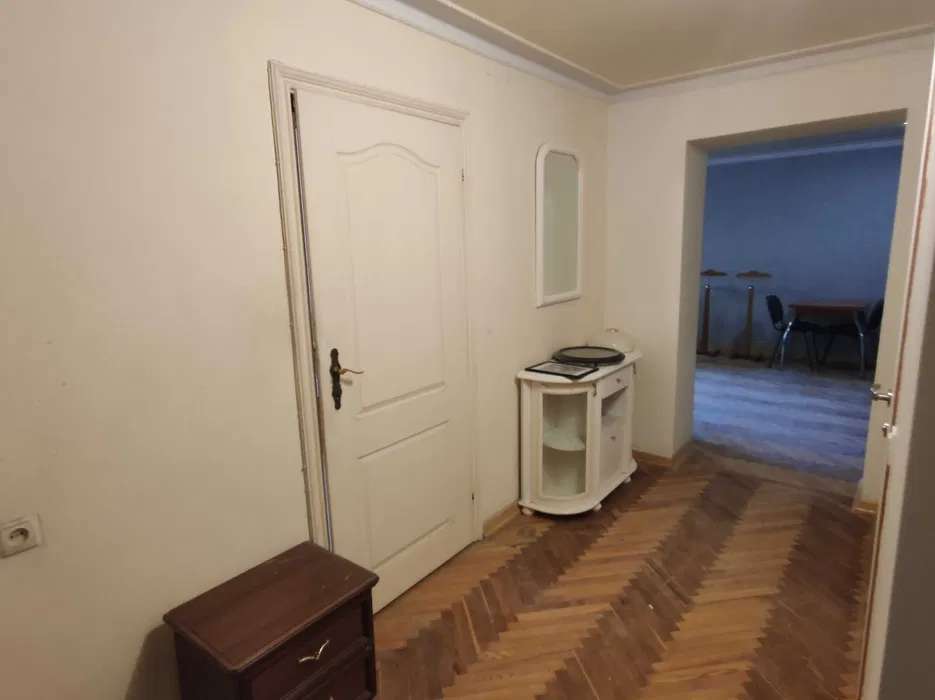 Оренда 3-кімнатної квартири 68 м², Володимира Антоновича вул., 88
