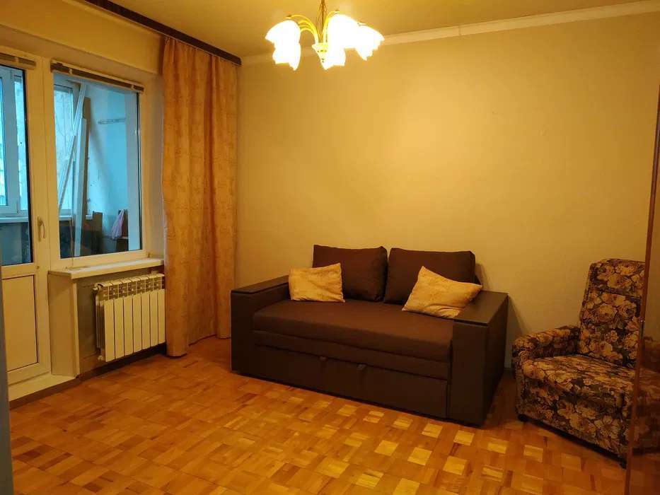 Оренда 2-кімнатної квартири 60 м², Чорнобильська вул.